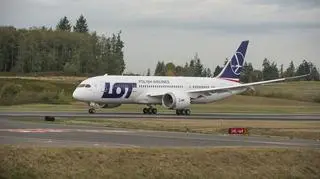 Udziałowcami PLL LOT są: Skarb Państwa, który posiada 99,82 proc. akcji, TFS Silesia - 0,144 proc. akcji oraz pracownicy - 0,036 proc. akcji