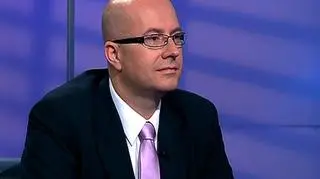 Biznes farmaceutyczny - to dobry biznes. Wskutek kryzysu gospodarczego wiele firm z wielu branż musiało poważne problemy finansowe. W przypadku rynku farmaceutycznego możemy odnotować wzrost; ostatnie dane GUS dotyczące sprzedaży detalicznej wskazują na wzrost sprzedaży farmaceutyków i kosmetyków rdr  20 %. Na temat branży farmaceutycznej Paweł Blajer rozmawiał ze Zbigniewem Kowalskim, ekspertem rynku farmaceutycznego.