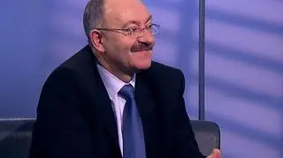 Sejm rozpoczyna prace nad ustawą deregulacyjną. Zmienia ona ok. 90 ustaw. Do walki z obciążeniami administracyjnymi dla biznesu został wyznaczony Mieczysław Kasprzak, nowy wiceminister gospodarki.