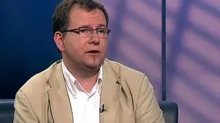 Rośnie świadomość polskich konsumentów w zakresie przysługujących im praw - ocenia w TVN CNBC Biznes dyrektor Europejskiego Centrum Konsumenta, Piotr Stańczak. Mimo to nie zawsze z nich korzystamy. A znajomość własnych praw szczególnie przydaje się w okresie wakacyjnych wojaży. O szczegóły w programie "Pieniądze od Rana" pytał Robert Stankiewicz.