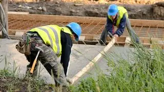 Ministerstwo Infrastruktury i Rozwoju oraz Rządowe Centrum Legislacji przekazały Komisji Kodyfikacyjnej Prawa Budowlanego robocze uwagi do przedstawionego w lutym projektu Kodeksu Budowlanego