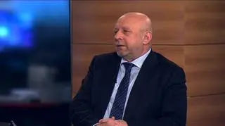 Opóźnienia w budowie odcinka A4 przez NDI, spowodowało zerwanie kontraktu przez GDDKiA. - Dyrekcja działa zgodnie z prawem, ale to prawo jest złe - mówi Wojciech Malusi z Ogólnopolskiej Izby Gospodarczej Drogownictwa.