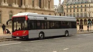 12-metrowe solarisy urbino jeżdżą m.in. po Paryżu