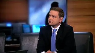 Polisolokaty wracają do łask. Po zablokowaniu tzw. lokat antybelkowych opierających się o dzienną kapitalizację banki szukają rozwiązań, by ominąć podatek. Zdaniem Karola Wilczko z comperia.pl bodźcem dla banków do zaostrzenia walki depozytowej, byłaby utrzymująca się hossa na giełdzie, a co za tym idzie wyższe zwroty z funduszy inwestycyjnych. 