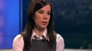 Problem długów jest jak domino - jak mówią nasi goście, zaburza płynność w coraz to kolejnych firmach. Jeśli chcemy odzyskać należne nam pieniądze możemy skorzystać z usług firm specjalizujących się w windykacji lub wejść na drogę sądową i czekać, aż komornik odzyska dla nas pieniądze. Skąd czerpać informacje o osobach i firmach z którymi wchodzimy w zobowiązania, jak nie dopuścić do przedawnienia się wierzytelności w "Dniu z windykacją" w TVN CNBC Biznes opowiadają Magdalena Nowak z kancelarii Barylski Olszewski Brzozowski i Dariusz Wolkiewicz z kancelarii Nowakowski i wspólnicy.