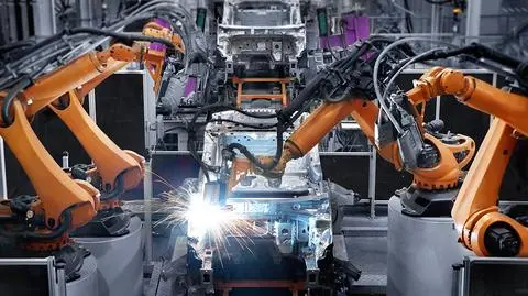Jaguar Land Rover zapowiada zwolnienia przez brexit