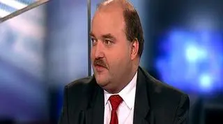 Czy awaria giełdy uderzy w portfele inwestorów? Kto będzie wypłacał ewentualne odszkodowania? Konsekwencjom opóźnienia startu warszawskiego parkietu przyglądali się Marcin Kowalski i jego gość Marek Nowakowski. Prezes zarządu LTC w wieczornym "Bilansie" przekonywał, że istnieją uregulowania prawne dla postępowania w tego typu przypadkach.