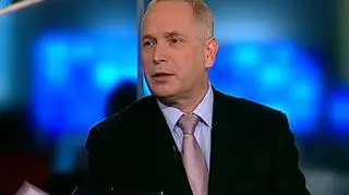 Według prezesa spółki Bomi, Andrzeja Wojciechowicza, w 2009 roku skonsolidowane przychody wzrosną o 65% wobec ubiegłego roku. Zarząd spółki zamierza otworzyć 5 delikatesów i 2 supermarkety, nie wyklucza przejęć. O planach na najbliższe lata rozmawialiśmy z gościem w programie "Dzień na rynkach". 