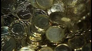 Brak przepisów dotyczących ochrony środowiska całym kraju zatrzymał konkursy na pieniądze z unii dla przedsiębiorstw. I na nic się zdały przejściowe wytyczne ministerstwa rozwoju regionalnego. Samorządy, które odpowiadają za przeprowadzenie konkursów mówią - bez ustawy nic nie zrobimy. A to może oznaczać znacznie większe kłopoty z pieniędzmi z Unii...