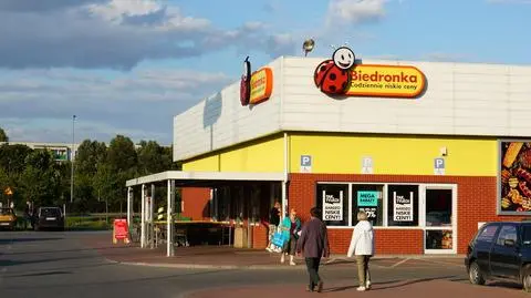 Biedronka przejmuje pięć sklepów Piotr i Paweł