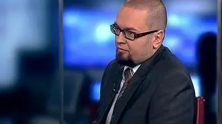 Sprzedaż detaliczna wzrosła o prawie 6%, do tego rosną wynagrodzenia. Z drugiej strony rośnie bezrobocie i inflacja. W jakiej sytuacji jest Polska gospodarka, a także co zrobi Rada Polityki Pieniężnej, pytaliśmy naszych gości: Ernesta Pytlarczyka, głównego ekonomistę BRE Banku o raz Rafała Beneckiego, starszego ekonomistę ING Bank Śląskiego.