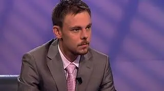 Wyjeżdżamy za granicę zarobkowo, wynajmujemy swoje mieszkanie lokatorom. W jaki sposób będziemy się rozliczać w przyszłym roku? Jak podpisać umowę najmu, żeby było najkorzystniej? W programie "Pieniądze od Rana" Paweł Blajer wraz ze swoim gościem Piotrem Lissem - partnerem KZWS-RSM International podpowiadał w jaki sposób najlepiej rozliczać się z urzędem skarbowym jeśli chodzi o wynajmowanie mieszkania.