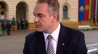 OPZZ jest przeciwne powiązaniu płacy minimalnej ze wzrostem PKB. Czy nie osłabi to konkurencyjności polskiej gospodarki a także czy Polska będzie miała wystarczająco dużo gazu? Rozmowa z Waldemarem Pawlakiem, ministrem gospodarki.