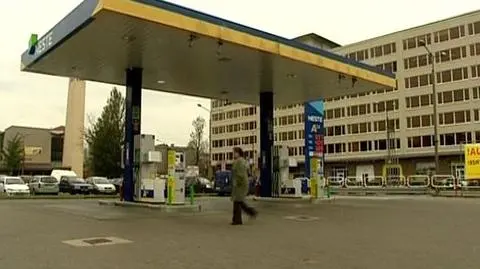 Benzyna poniżej 4 złotych