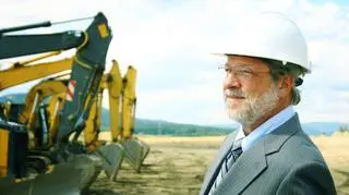 Dyrektorzy przedsiębiorstw z większości badanych sekcji pozytywnie ocenili koniunkturę