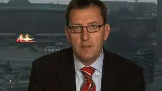 Chemoservis podsumowuje 2009 rok. Spółka odnotowała gorszy wynik w czwartym kwartale, ale już cały zamknął się niewielkim zyskiem. O wynikach spółki oraz współpracy z Arcelor Mittal Robert Stanilewicz rozmawiał ze Sławomirem Szatą, członkiem zarządu Chemoservis-Dwory. Arcelor Mittal Robert Stanilewicz rozmawiał ze Sławomirem Szatą, członkiem zarządu Chemoservis-Dwory
