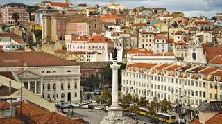 Portugalczycy protestują przeciwko obniżkom płac w sektorze publicznym. Na zdjęciu stolica kraju Lizbona