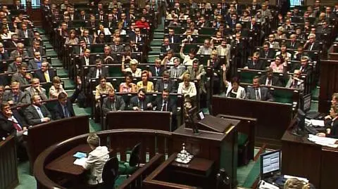 Polscy politycy są rozrzutni przed wyborami