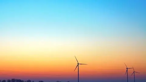 Piotrowski: za kilka dni założenia nowelizacji ustawy o OZE