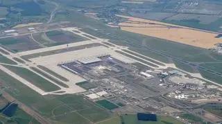 Budowa portu lotniczego rozpoczęła się w 2006 roku