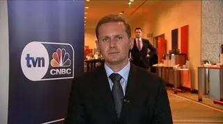 Kryzys długu w strefie euro może być dla polskich firm okazją do korzystnych przejęć. Czy rzeczywiście spółki w państwach pogrążonych w kryzysie długu są tańsze. W swoim programie Paweł Blajer sprawdzał to wspólnie z partnerem w KPMG Tomaszem Wiśniewskim.