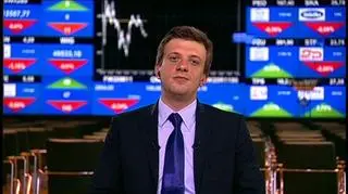 Polska Agencja Rozwoju Przedsiębiorczości nie wyklucza, że awaria systemu skradania wniosków o e-dotacje mogła być spowodowane przez hakerów. Tak mówi w TVN CNBC Radosław Runowski, dyrektor Departamentu Wsparcia E-Biznesu w Agencji. W piątek - w ostatnim dniu przyjmowania wniosków o dotacje - zepsuł się system ich przesyłania do Agencji.