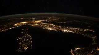 Niemcy chcą zainwestować 210 milionów euro w wojskowy program satelitarny Francji 