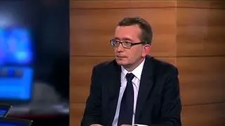 Sprzedaż detaliczna urosła w styczniu o 14,3% w skali roku czyli o jeden punkt procentowy szybciej od prognoz. Wynik ciągnęła w górę sprzedaż pojazdów mechanicznych, a osłabiła sprzedaż książek i prasy. Jarosław Janecki, główny ekonomista Societe Generale uważa, że tak dobre styczniowe to w dużej mierze efekt bazy. Rok wcześniej, w związku z podwyżką VAT, Polacy wstrzymywali się bowiem z zakupami