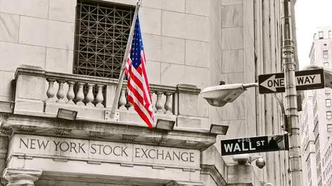 Lekkie spadki na Wall Street