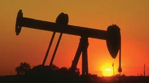 Napięcie na Bliskim Wschodzie winduje cenę ropy naftowej