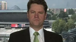 Grzegorz Gniady dalej będzie pełnił funkcję członka zarządu Cash Flow- tak w piątek orzekł sąd. Prezes spółki zapowiedział że ma w planach między innymi wprowadzenie nowych inwestorów, a także zatwierdzenie nowych emisji. Grzegorz Gniady, prezes zarządu Cash Flow był gościem Roberta Stanilewicza w programie Rynki Dnia. 