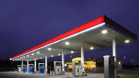 Rząd nie planuje zamykania stacji paliw w niedziele