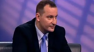 Niemcy wprowadziły zakaz nagiej krótkiej sprzedaży. Zakaz ma dotyczyć również obstawiania wzrostu kosztów ubezpieczenia obligacji państw strefy euro oraz gry na spadek cen samych obligacji państw strefy euro. O tym jaki wpływ na rynki będzie miała ta decyzja w programie "Pieniądze od rana", z Robertem Stankiewiczem rozmawiał Marek Mikuć, wiceprezes Allianz TFI.