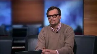 O wojnie na tablety, bo nie ma miesiąca czy wręcz tygodnia by na rynku nie pojawił się sprzęt, który chce zdetronizować iPada. Ile to wszystko kosztuje i na co konkretnie warto zwrócić uwagę gdy kupujemy tablet? O tym w rozmowie z Robertem Stankiewiczem mówił Jerzy Łabuda, Komputer Świat.