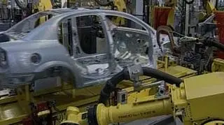 General Motors na skraju bankructwa. Motoryzacyjny gigant poinformował, że kończą mu się zasoby gotówki i może mieć problemy z finansowaniem bieżącej działalności. Koncern ma nadzieję, że pomoże mu amerykański rząd. Prezydent-elekt Barack Obama zapewnia, że będzie starał się pomóc przemysłowi motoryzacyjnemu w USA. Skutki kłopotów koncernu-matki odczuwają też polskie zakłady, które coraz bardziej ograniczają produkcję.