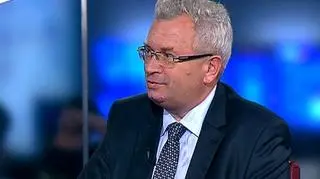 II kw. lepszy od pierwszego, ale gorszy od zeszłorocznego. Prezes Dom Development, Jarosław Szanajca, twierdzi, że na przychody z nowych inwestycji trzeba będzie poczekać do połowy 2011 roku. W bieżącym, głównym źródłem zysków będzie sprzedaż apartamentów przy ul. Grzybowskiej w Warszawie.