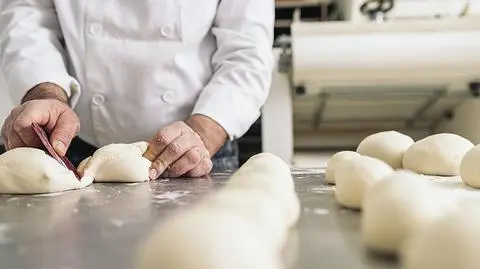 Susza powodem wzrostu cen skupu zbóż. Drożej zapłacimy za pieczywo