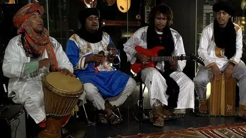 Chigaga Grup to grupa marokańskich muzyków z Mhamid - małego miasteczka, oazy, położonego tuż przy Saharze