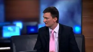 Facebook debiutuje na giełdzie już za 10 dni. Chce zebrać z rynku w ramach emisji kwotę 10-12 mld dolarów. Widełki cenowe akcji to 28-35 dolarów, debiut zaplanowano na 18 maja. W poniedziałek ma ruszyć road show. Czy polski inwestor może zarobić na debiucie? Odpowiada Łukasz Pisarek, analityk DM IDMSA.