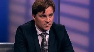 Co stanie się z cenami energii elektrycznej w 2010 roku? Sprzedawcy prądu już złożyli do Urzędu Regulacji Energetyki wnioski o podwyżki cen od 16 do nawet 22%. Czy grozi nam wzrost cen energii elektrycznej i jak duży będzie to wzrost? O to w "Pieniądzach od rana" Robert Stankiewicz pytał Marka Woszczyka, wiceprezesa URE.