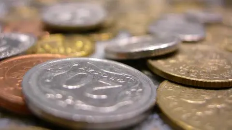 GUS: w 2014 r. PKB wzrosło o 3,3 proc., deficyt wyniósł 3,3 proc. PKB