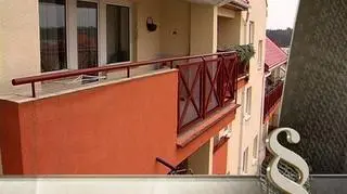 Umowy przedwstępne mogą spowodować wiele problemów. Szczególnie wtedy, gdy jedna ze stron nie do końca wywiązuje się ze swoich obowiązków. Jak uniknąć kłopotów z tego rodzaju umowami? Zapraszamy na magazyn "Cywilne na co dzień".