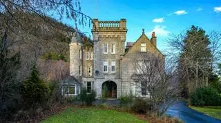 Szkocka rezydencja została wystawiona na sprzedaż za 750 tysięcy funtów
