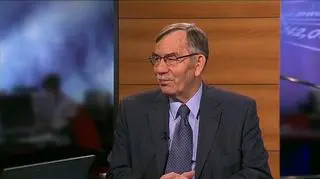 Polska gospodarka urośnie w tym roku o około cztery procent - prognozuje prezes Głównego Urzędu Statystycznego. Podobny ma być wynik za sam trzeci kwartał. O prognozach i ostatnich danych z polskiej gospodarki rozmawialiśmy z profesorem Januszem Witkowskim, Prezesem GUS.