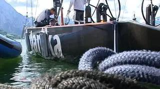 Biorąca udział w imprezie RC44 łódka Organika Sailing Team, której patronuje TVN CNBC Biznes, to pływające przedsiębiorstwo z konkretnym biznesplanem, zarządem i pracownikami. Kto jest kim oraz co i ile kosztuje w tym widowiskowym biznesie?