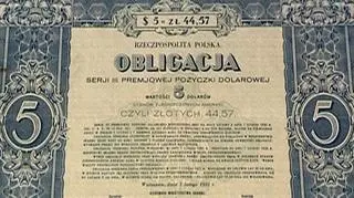 Obligacje jak - świeże bułeczki. Sprzedają się na pniu. Wszystko dlatego, że w obecnych nerwowych czasach na rynkach finansowych zdaniem inwestorów to jeden z najbezpieczniejszych instrumentów. Czy faktycznie jest bezpieczny i rzeczywiście da się na nim zarobić?
