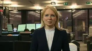 PGNiG dostanie 500 mln euro z emisji obligacji emitowanych w euro wśród europejskich klientów. Pierwsza transza euroobligacji PGNiG była planowana na rok 2011, ale została przesunięta na 2012 przez trudną sytuację na rynkach finansowych. Pgnig planuje wydać 27 mld zł na inwestycje 2011-2015, ok. 15 mld zł, na poszukiwania ropy i gazu ziemnego, także gazu łupkowego. Więcej na ten temat w rozmowie z Anetą Buchert, analitykiem rynku długu LLoyds Bank. 