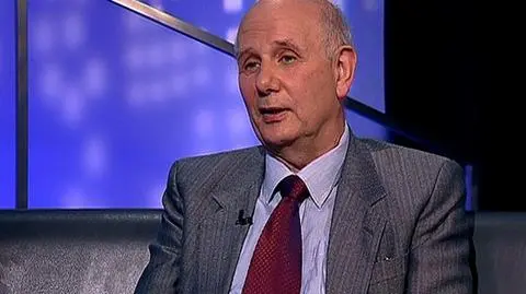 Ropa drożeje na światowym rynku, a to oznacza, że ceny na stacjach paliwowych mogą iść w górę. Rozwiązaniem mogą być samochody z silnikami hybrydowymi - będzie tanio i ekologicznie. Zakup jednak pojazdu już taki tani nie jest. O szczegóły Robert Stankiewicz pytał w "Biznes Lunchu" prof. Antoniego Szumanowskiego z Politechniki Warszawskiej, prezesa Polskiego Towarzystwa Pojazdów Ekologicznych.