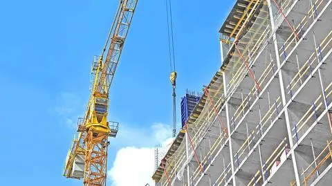 Budynki pną się w górę, zadłużenie stanęło. "To w tej grupie odbiorców branża może pokładać nadzieję"