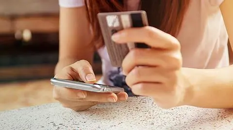 Fałszywa aplikacja "Bankowość uniwersalna Polska". Eksperci ostrzegają